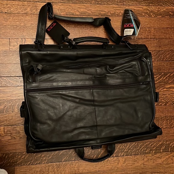 Tumi Bags Nwt Rare Find Mint Condition Vintage Black Leather 3suit